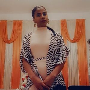 Meet your Posher, Iolanda